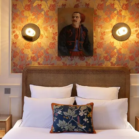 Bristol Otel 3*