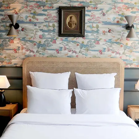 Ξενοδοχείο Bristol Pau