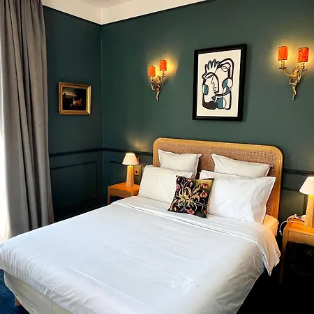 Bristol Ξενοδοχείο 3*