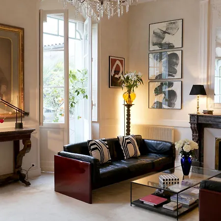Bristol Hotel 3*